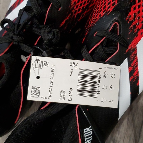 RARE Adidas Predator 20.3 Core Black Cloud White Soccer Cleats Size 6 main image 6